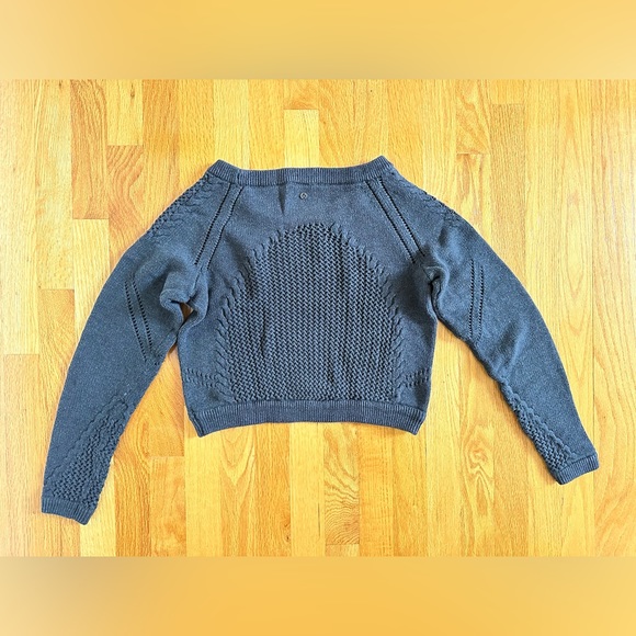 Lululemon Be Present Pullover Cropped Sweater - Picture 4 of 5